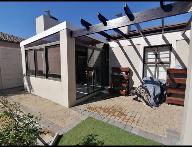 4 BEDROOM FREEHOLD SOLD IN PARKLANDS
